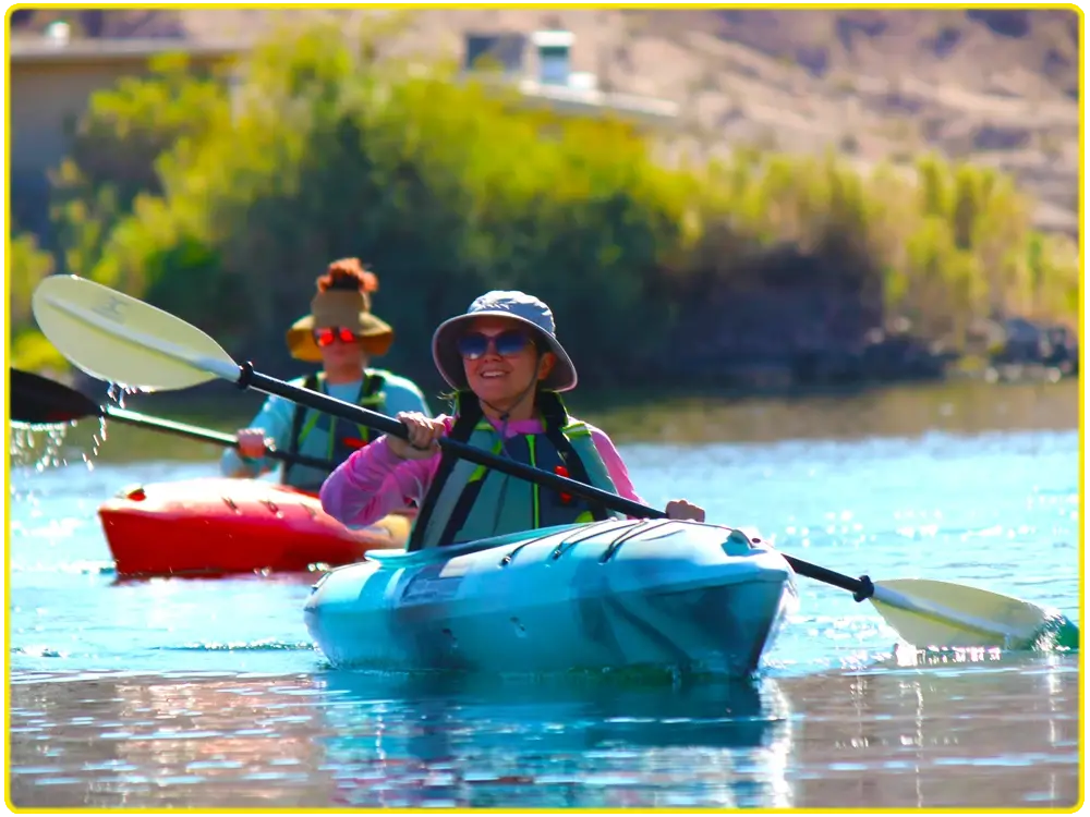Guest kayaking independently near Willow Beach on a self-guided rental